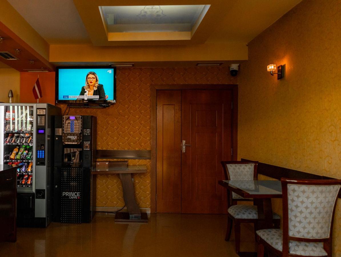Boutique Hotel Igmas, Prishtina Приштина Экстерьер фото