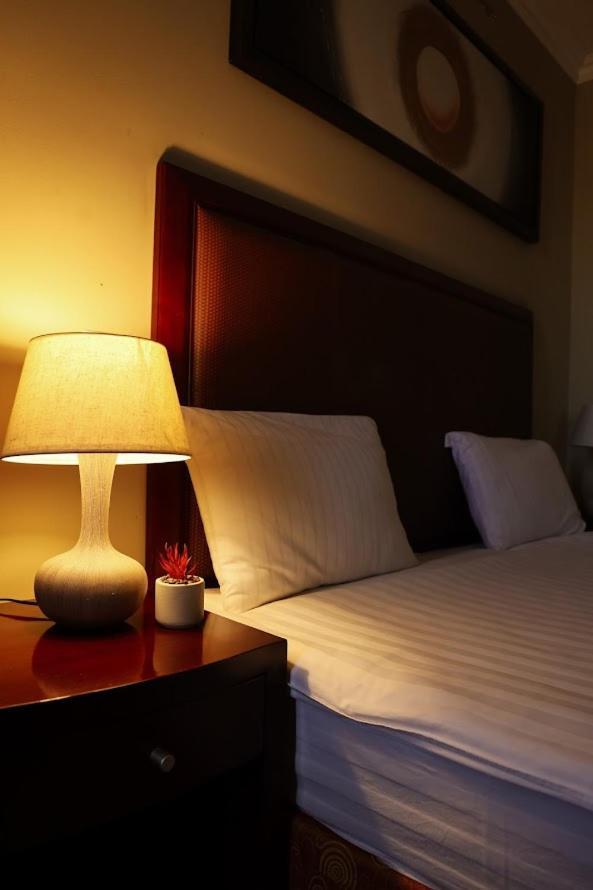 Boutique Hotel Igmas, Prishtina Приштина Экстерьер фото